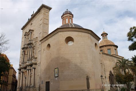 Antigua Iglesia Del Convento Del Carmen Con Un Garabato