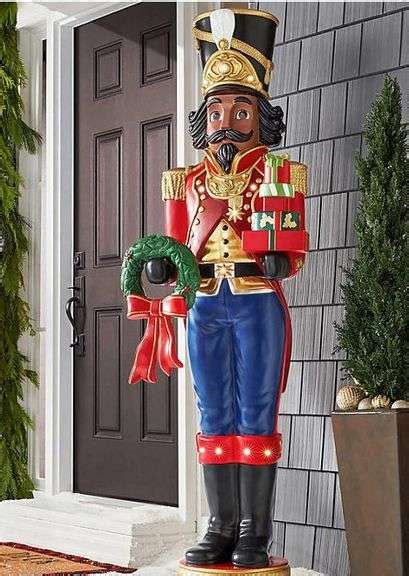 New In Box Massive 6 Grand Nutcracker With 15 Pre Lit Led Lights