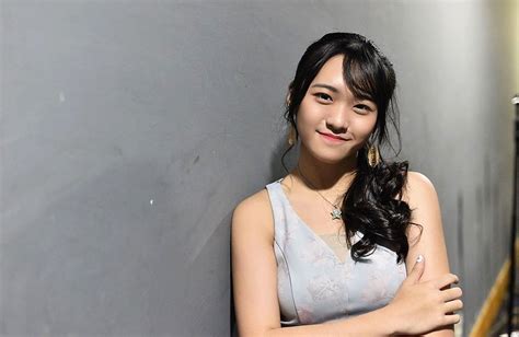 Biografi Dan Profil Tan Zhi Hui Celine Ex JKT48 Yang Hobi Main Game