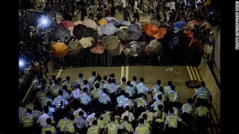 Pro Democracy Protesters Target Hong Kong S Leader