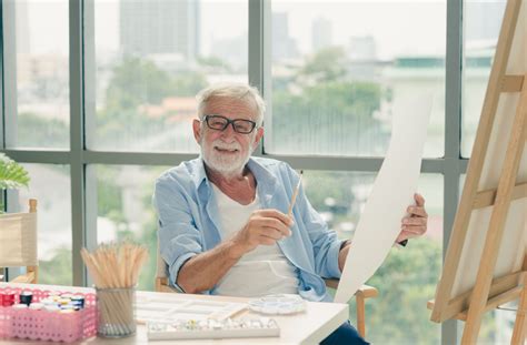 7 Benefits of Hobbies, Arts & Crafts for Seniors