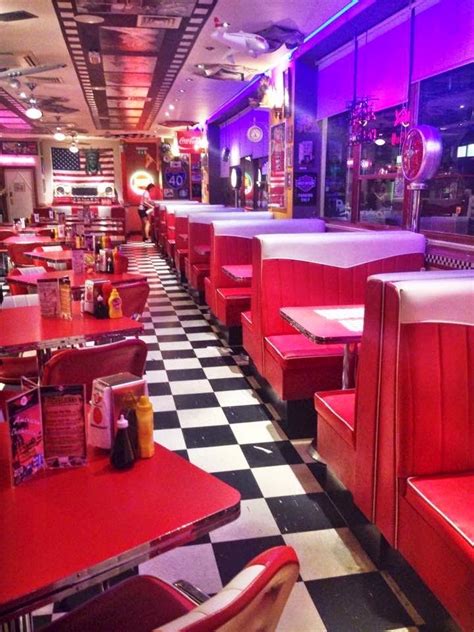 Pin On Photography Diner Aesthetic Vintage Diner Retro Cafe