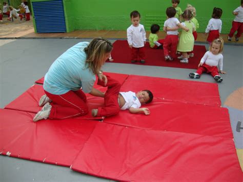 Centro De Educa O Infantil Espa O Aberto Projeto Corpo E Movimento