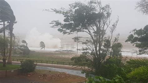 Cyclone Veronica: Red alert lifted for Port Hedland, flooding imminent | PerthNow