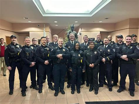 Two New Glen Carbon Police Officers Sworn In Riverbender