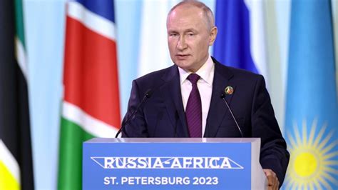 Putin Assina Lei Que Pro Be Mudan A De Sexo Por Cirurgia E Em