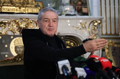 Fotbalistul dat afară de Gigi Becali de la FCSB mesaj pentru patron și