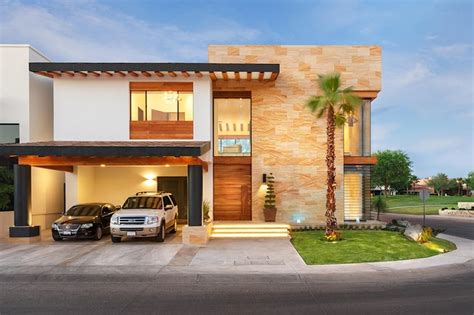 Casa Car Homify En 2020 Fachada De Casas Mexicanas Casas Modernas Casas