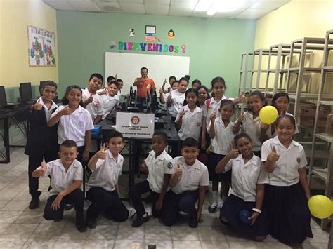 INAUGURACIÓN DE BIBLIOTECA EN ESCUELA JOSÉ TRINIDAD CABAÑAS EN