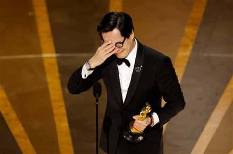 Ke Huy Quans Relives Emotional Journey In Oscar Acceptance Speech