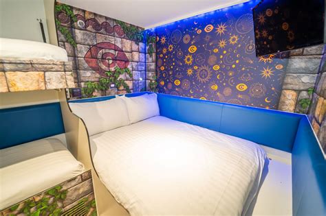 Stay Overnight In A Ride Themed Room At Thorpe Shark Cabins Thorpe Park