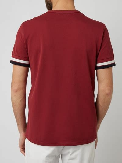 Fred Perry T Shirt Mit Logo Stickerei Dunkelrot Online Kaufen