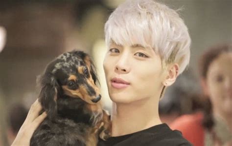 Kim Jonghyun And Roo