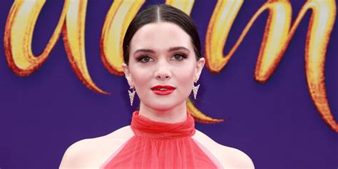 Katie Stevens Gets Real About Body Confidence On Instagram Katie
