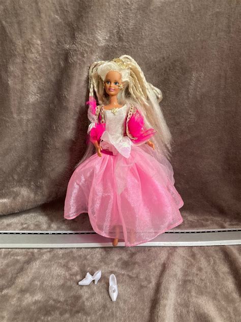 Barbie Sindy docka HASBRO FAIRY PRINCESS SINDY Köp på Tradera