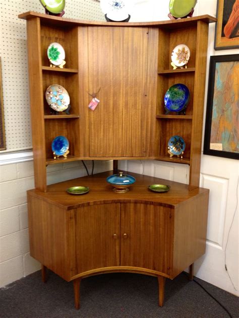 Early 1960s Lane Of Altavista Corner Cabinet Bar In Richmond Va