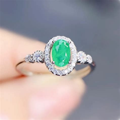 Anillo De Esmeralda Verde Ovalado De Estilo Simple Joyer A Fina De