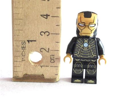 Lego Iron Man Mark 41 Minifigure From Marvel Avengers Hall Of Armor