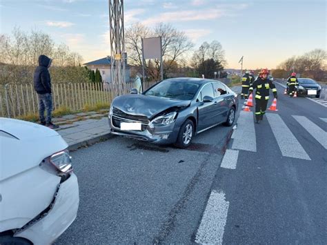 Łukanowice Kolizja trzech pojazdów na drodze krajowej nr 94 NA