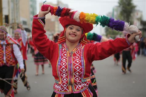 La Industria De Chiclayo La Canción Andina Es La Más Genuina