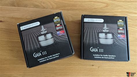 Iso Acoustics Gaia Iii Photo Us Audio Mart