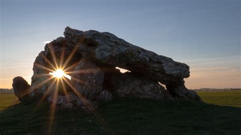 Dolmen Neuville Di Chap Flickr