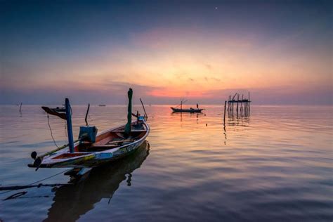 Spot Terbaik Berburu Indahnya Sunset Di Surabaya Kumparan