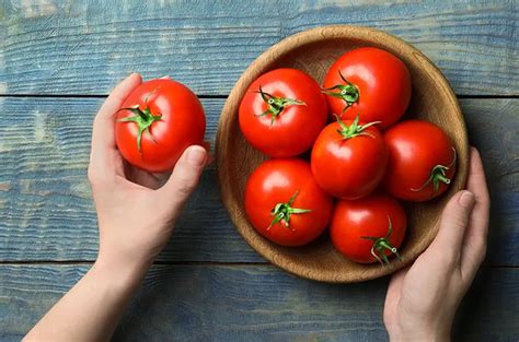 11 Manfaat Tomat Untuk Kesehatan Jika Dikonsumsi Setiap Hari Wellagree