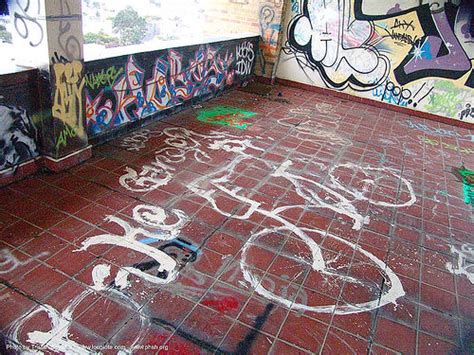 Graffiti - Roof - Abandoned Hospital (Presidio, San Francisco)