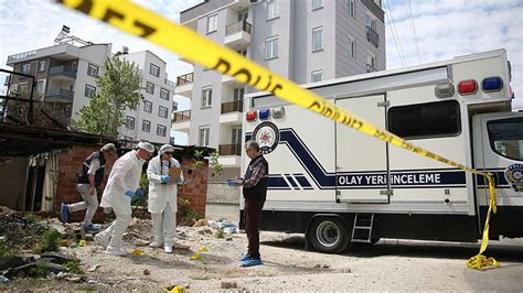 Mersin de korkunç olay Önce 7 yaşındaki oğlunun boğazını kesip öldürdü