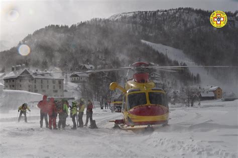 Valle DAosta Tragedia In Montagna Morti Due Alpinisti Uno Era Jean