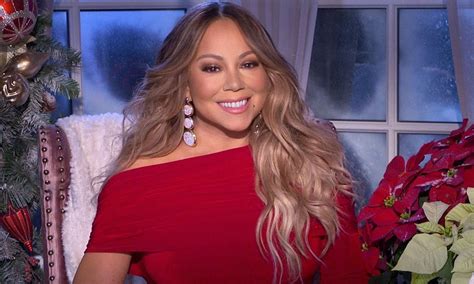 Mariah Carey alcança topo da Billboard Hot All I Want For