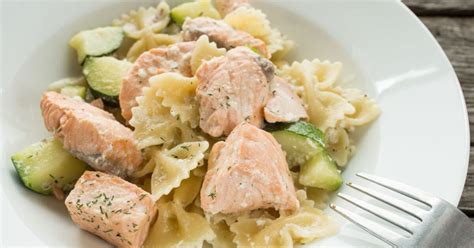 Farfalle Con Zucchine E Tonno Una Deliziosa Ricetta Dai Sapori