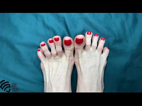 Fetiche De Pies Y Una Nueva Pedicura En Rojo XVIDEOS