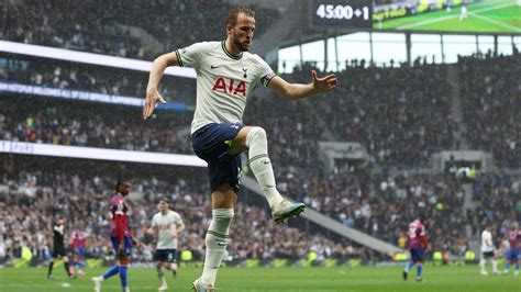 Tottenham Hotspur Harry Kane Makes Opta S Premier League Team Of