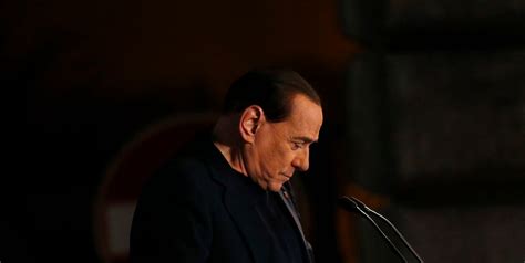 Berlusconi Continúa Internado Y Empezó Tratamiento Contra La Leucemia