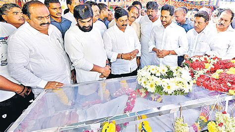 ఉండి మాజీ ఎమ్మెల్యే సర్రాజు మృతి Former Mla Sarraju Passed Away