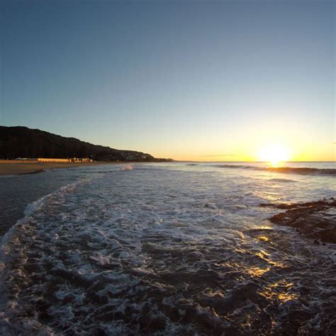 Thirroul-Beach - Illawarra Surf Academy