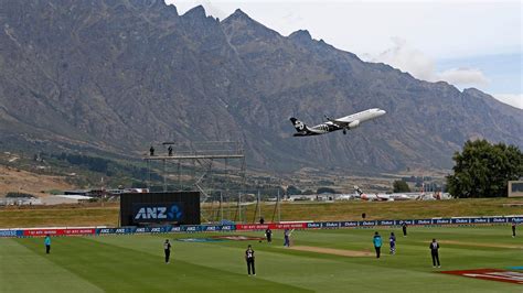 Air New Zealand Wants To Weigh Passengers Before Boarding Economy