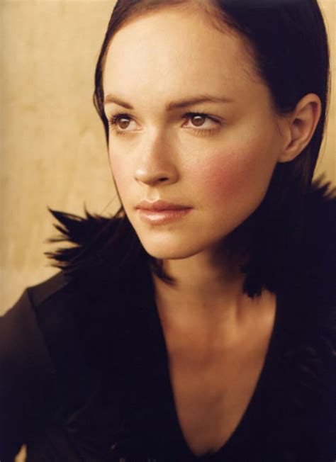 Hot Sexy Susan May Pratt Bikini Pics