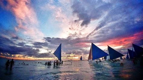 Henann Crystal Sands Resort, Boracay | Beach Resort Finder