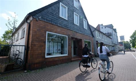 Neubau ersetzt Haus am Gütersloher Dreiecksplatz Glocke