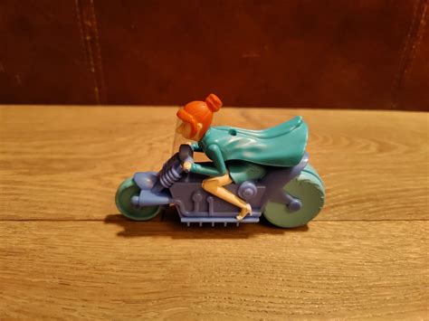 Despicable Me 3 Lucys Hydrocycle 45 Mcdonalds Toy Lucy Action