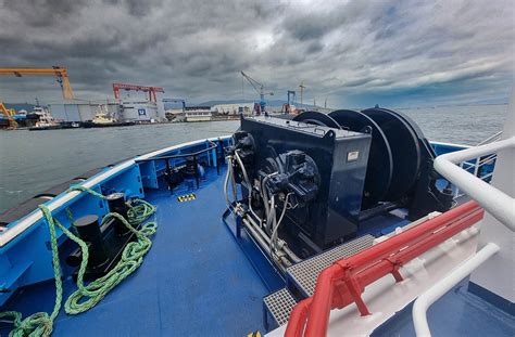 Winches Standard Or Tailormade Dmt Marine Equipment