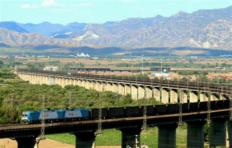 China S First Heavy Duty Road Transported Million Tons Of Coal