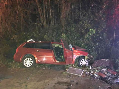 Corpos De M E Beb E Jovem S O Sepultados Em Catanduvas Ap S Acidente