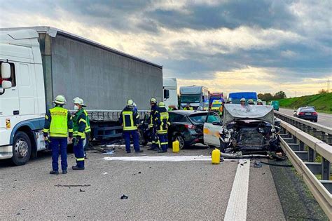 Nach schwerem Unfall bei Kürzell war A5 Richtung Offenburg gesperrt