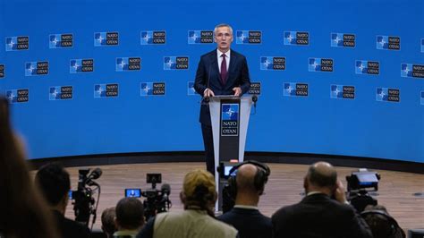 NATO Genel Sekreteri Stoltenberg Rusya Çin e giderek daha bağımlı