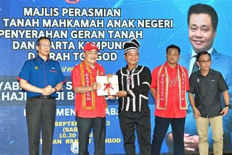 Penduduk Kampung Di Tongod Terima Geran Tanah Sabah Gazettesabah