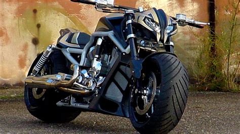 Custom Streetfighter Bikes